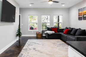 Lakefront Bliss - 3BR Home Near Marina & Beaches
